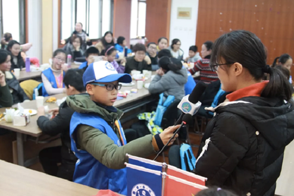 新华小记者学新闻暨家长联谊