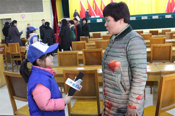 新华小记者应邀参加西峡县政协委员视察县重点工程