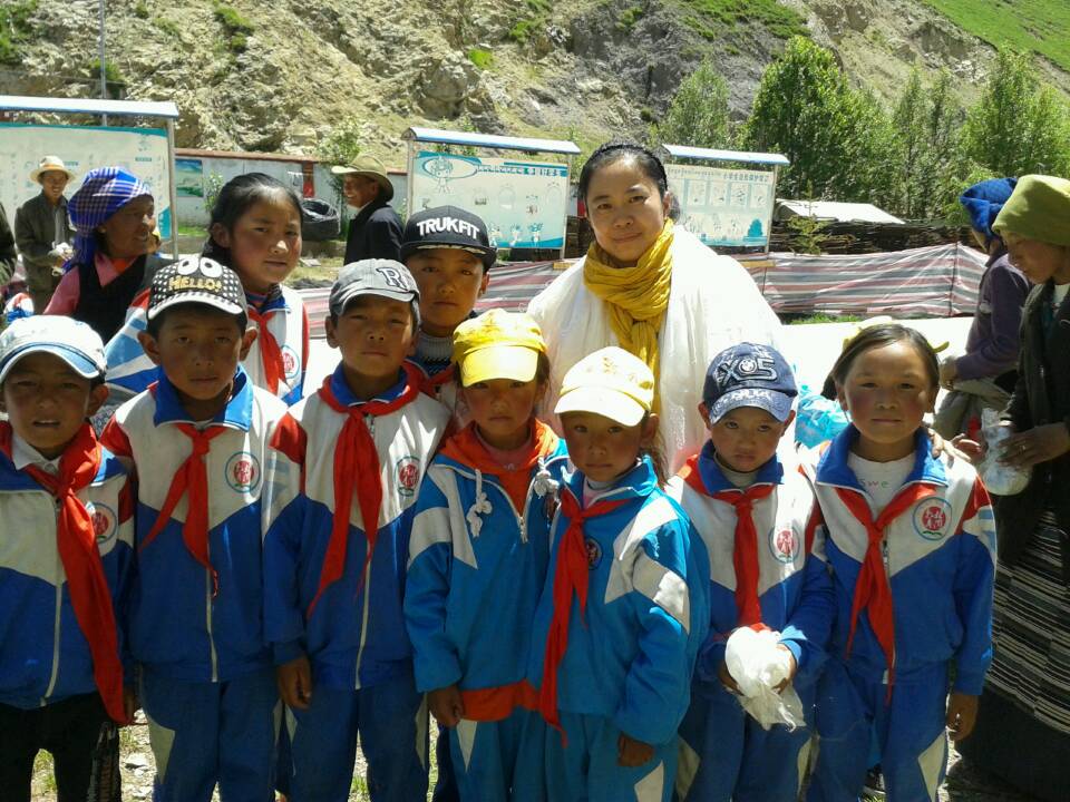 钢四小 “奏响民族团结曲 爱心谱写中国梦”第六年西藏助学活动
